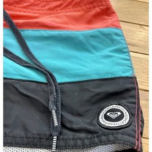 Roxy “Dry flight xtra life” striped Board shorts